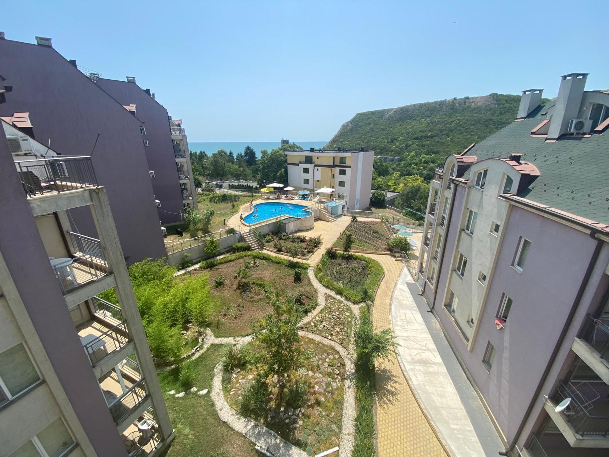 Kavarna Hills Exteriér fotografie