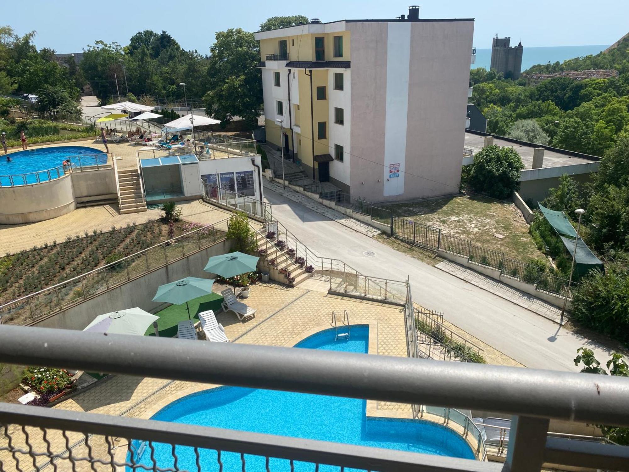 Kavarna Hills Exteriér fotografie